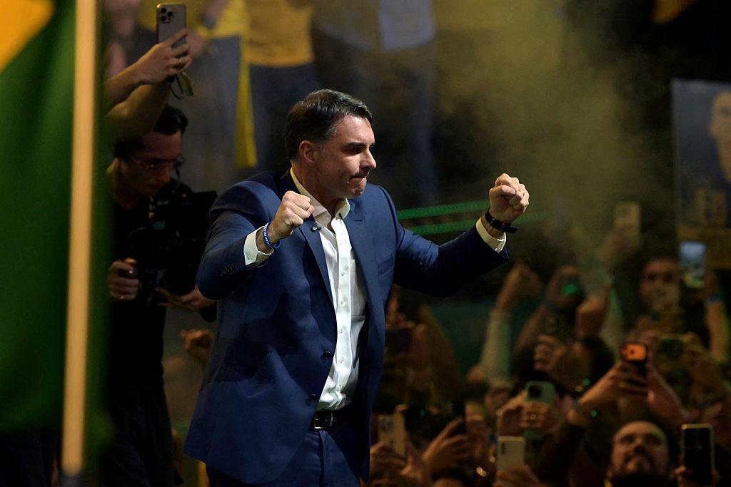 O filho mais velho que cresceu dentro da política